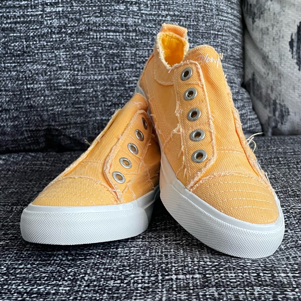 Blowfish yellow Slip Ons